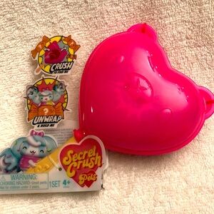 Secret Crush Mini Pets Sweet-Themed Mini Pet NOS